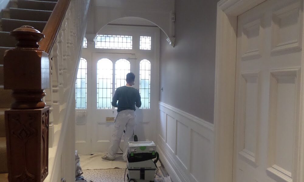 Designer Decor Painter And Decorator