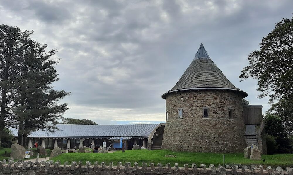 Oriel y Parc Gallery & Visitor Centre